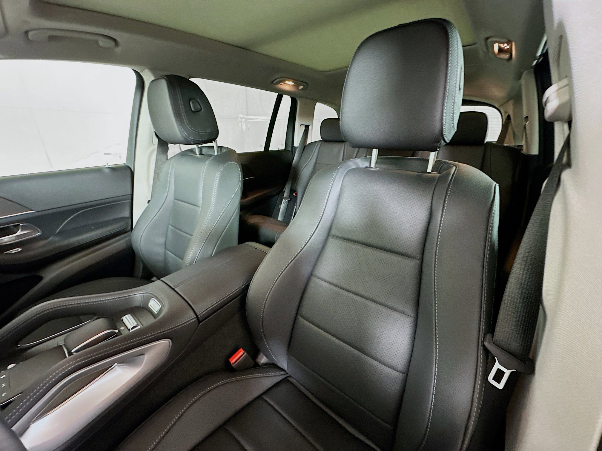 New 2026 Mercedes-Benz GLS 450 4MATIC image 22