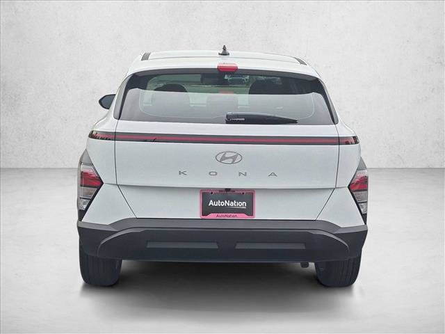 New 2027 Hyundai Kona SE FWD image 8