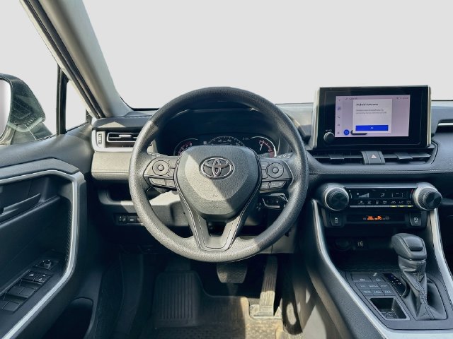 Certified 2023 Toyota RAV4 LE AWD/4WD image 11
