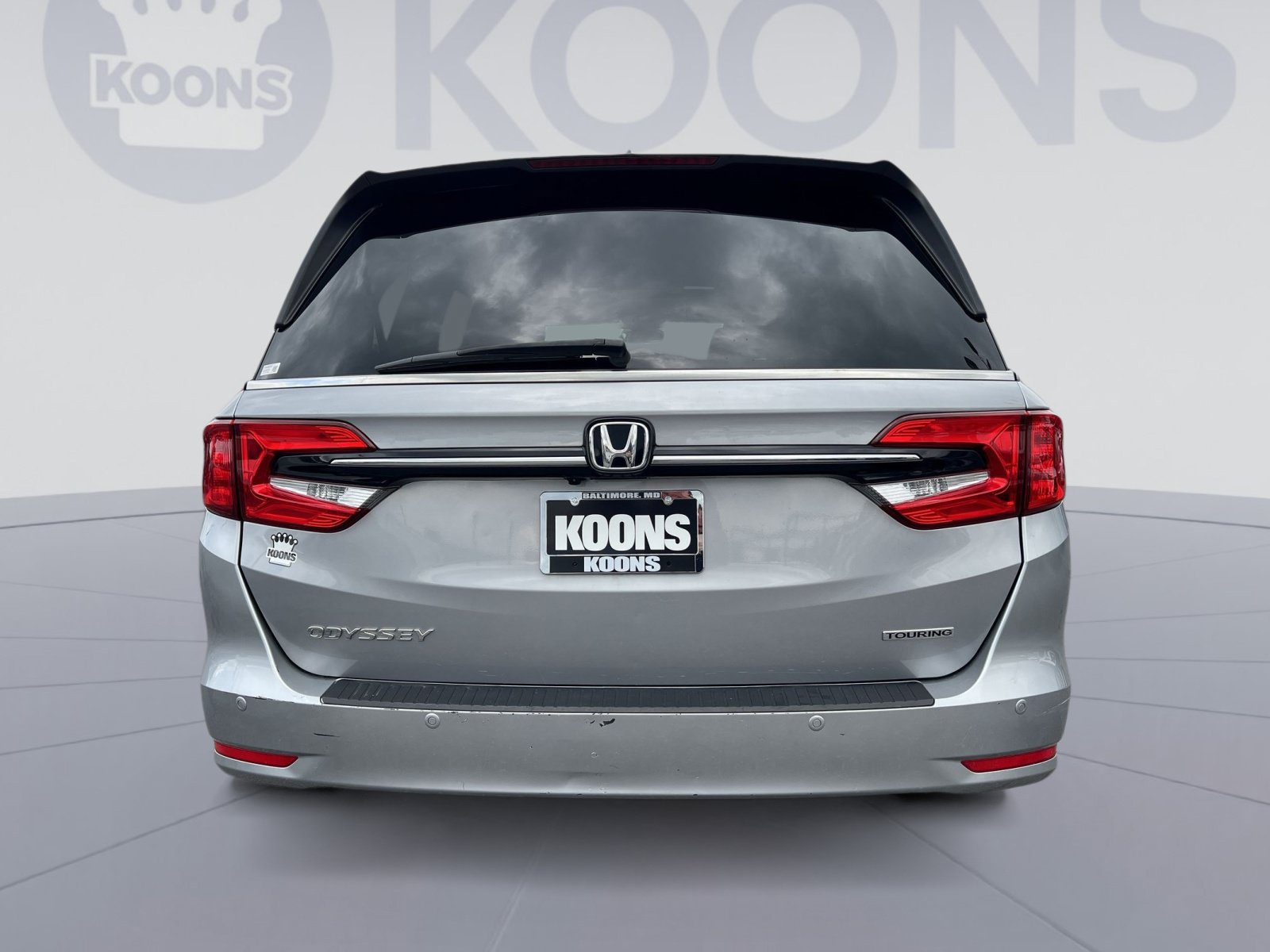 Used 2023 Honda Odyssey Touring image 2