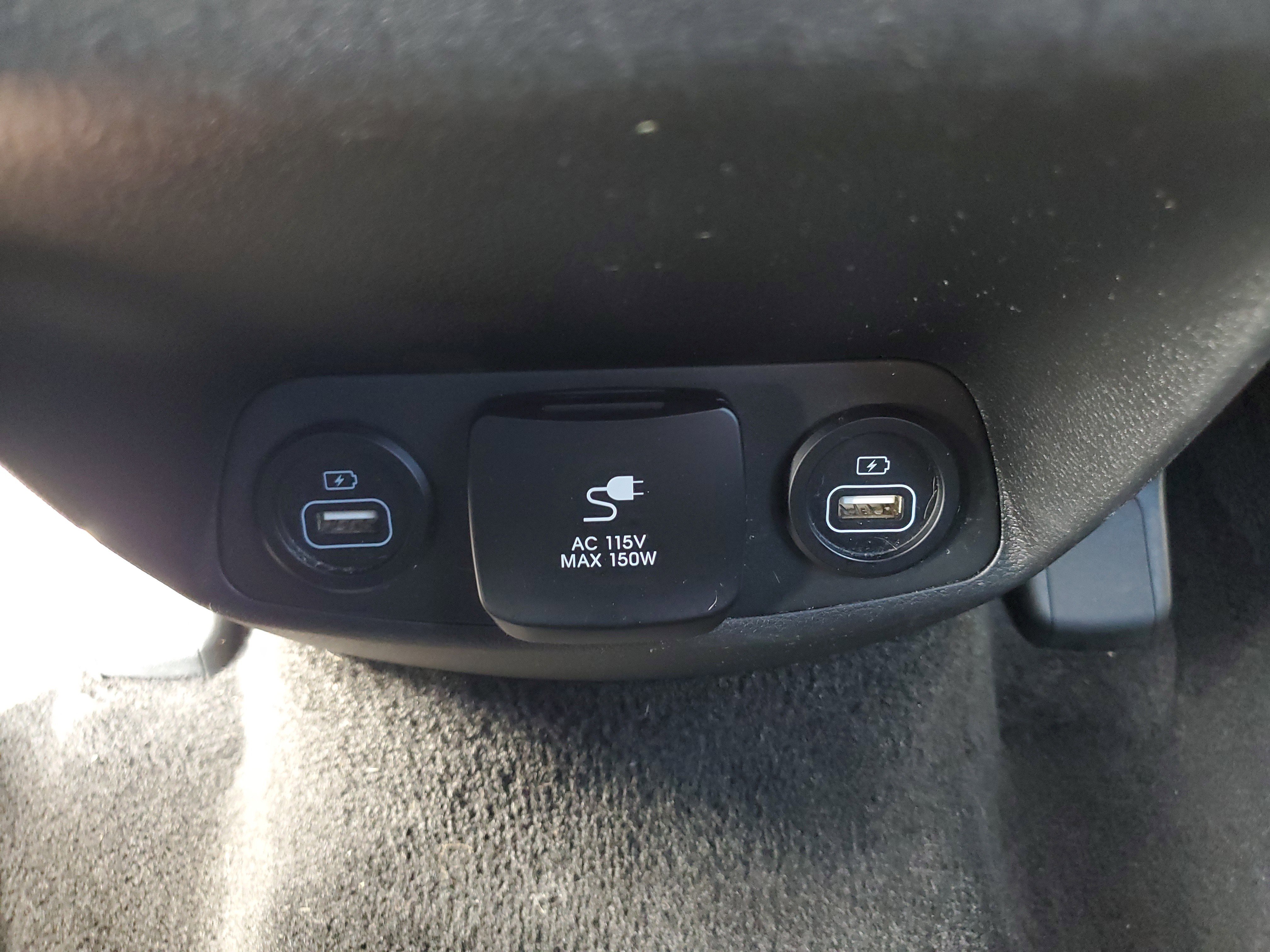 Used 2022 Hyundai Santa Fe Calligraphy image 19