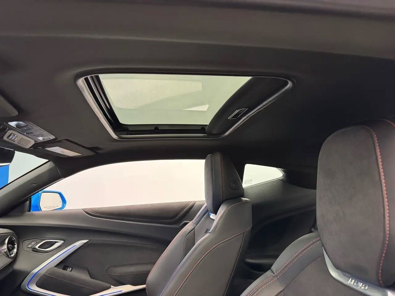 Used 2023 Chevrolet Camaro ZL1 RWD image 11