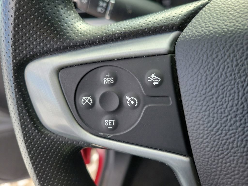 Used 2023 GMC Acadia SLE w/ Driver Convenience Package FWD image 25