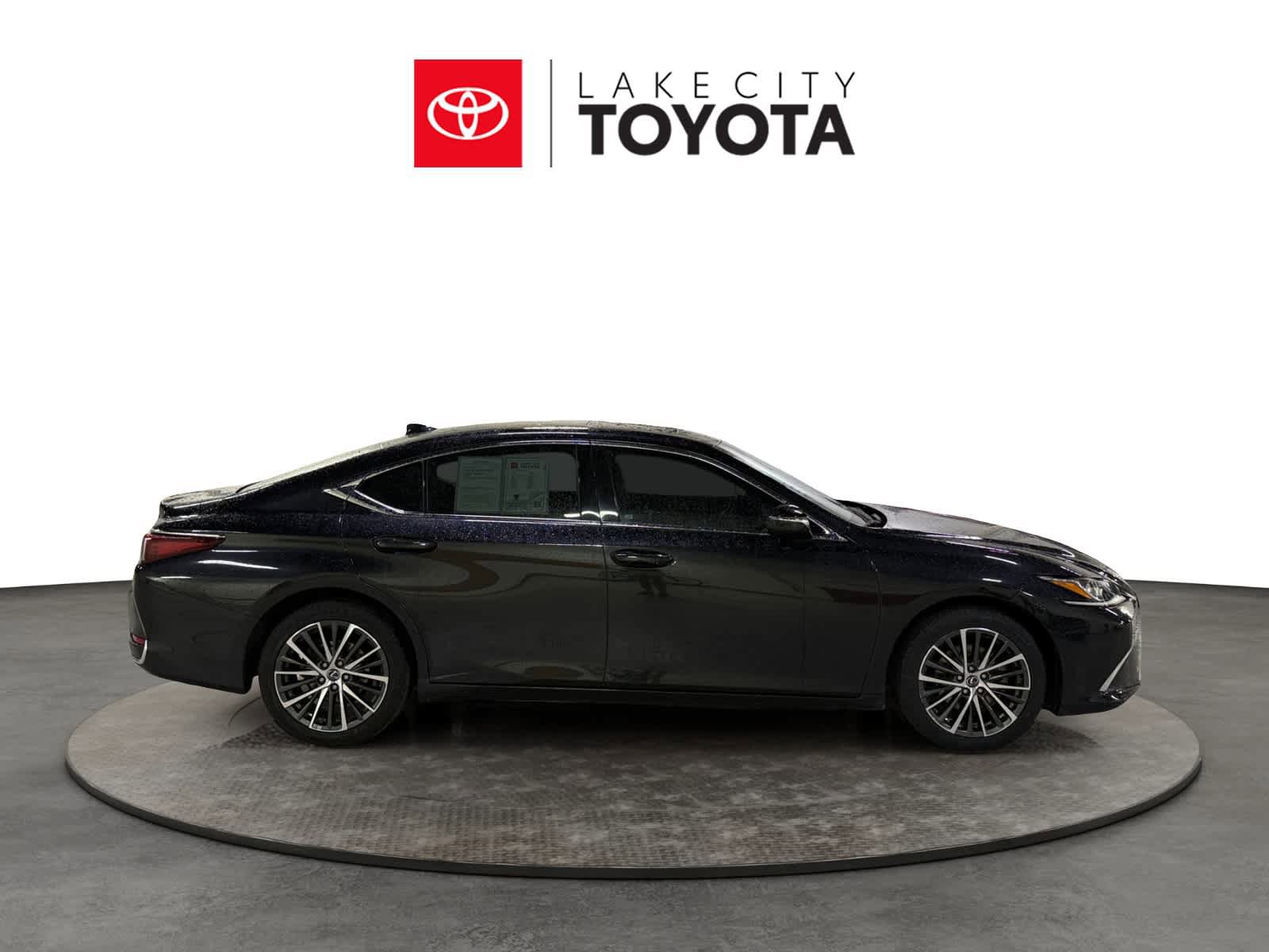 Used 2023 Lexus ES 250 w/ Premium Package AWD/4WD image 11