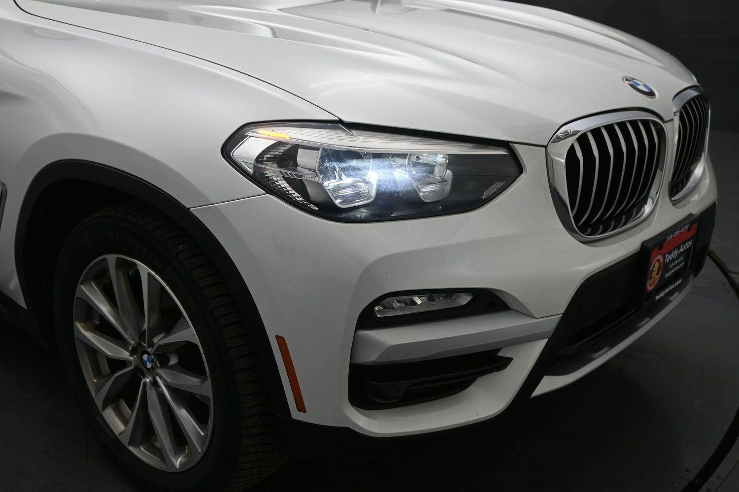 Used 2018 BMW X3 xDrive30i w/ Driving Assistance Package AWD/4WD image 15