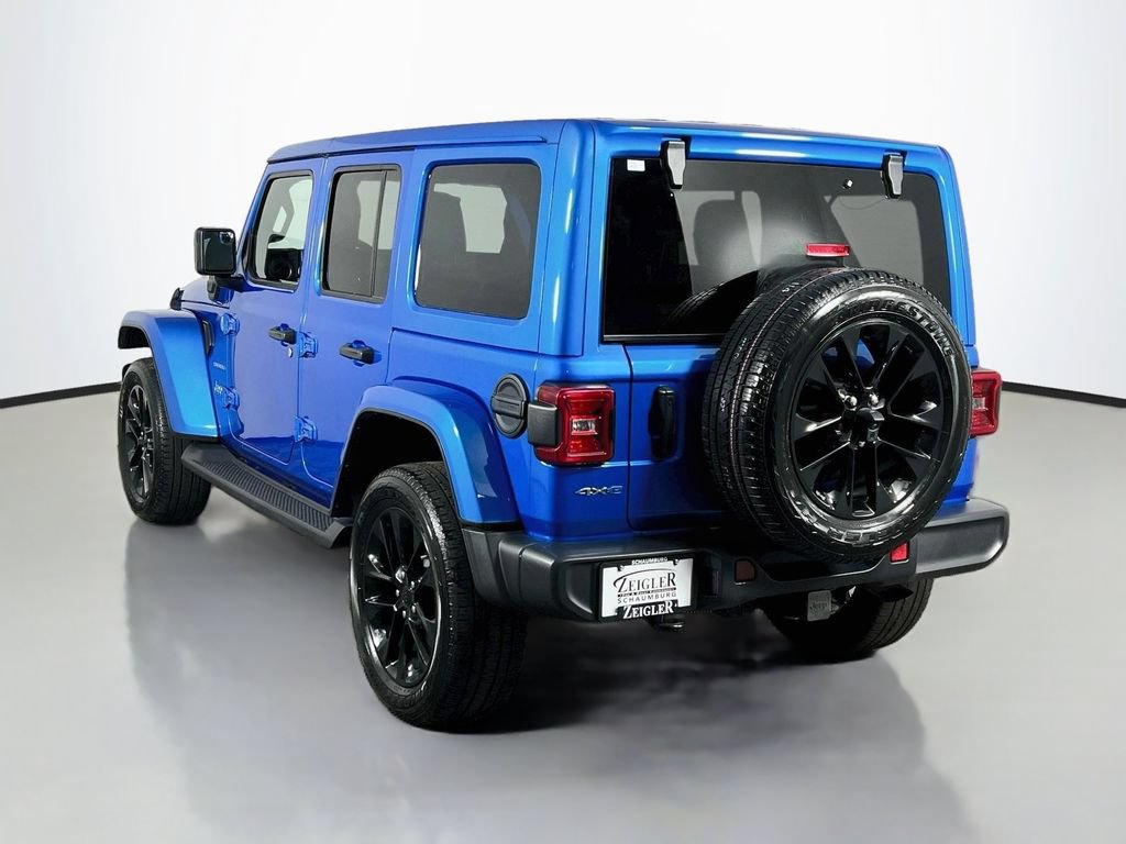 Used 2021 Jeep Wrangler Unlimited Sahara w/ Cold Weather Group AWD/4WD image 5