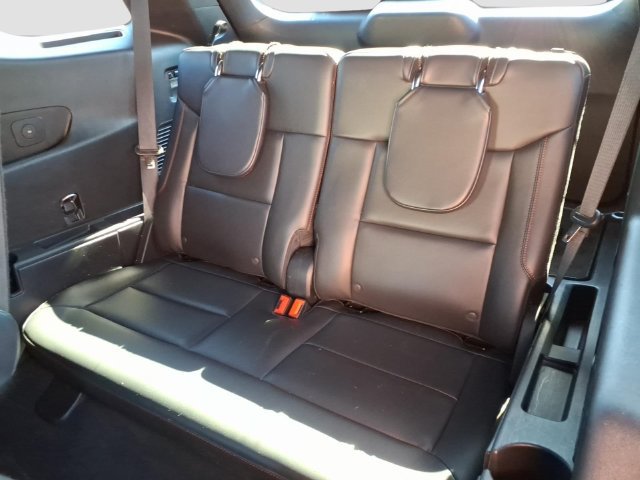 Used 2025 Ford Explorer ST-Line w/ Premium Package RWD image 28
