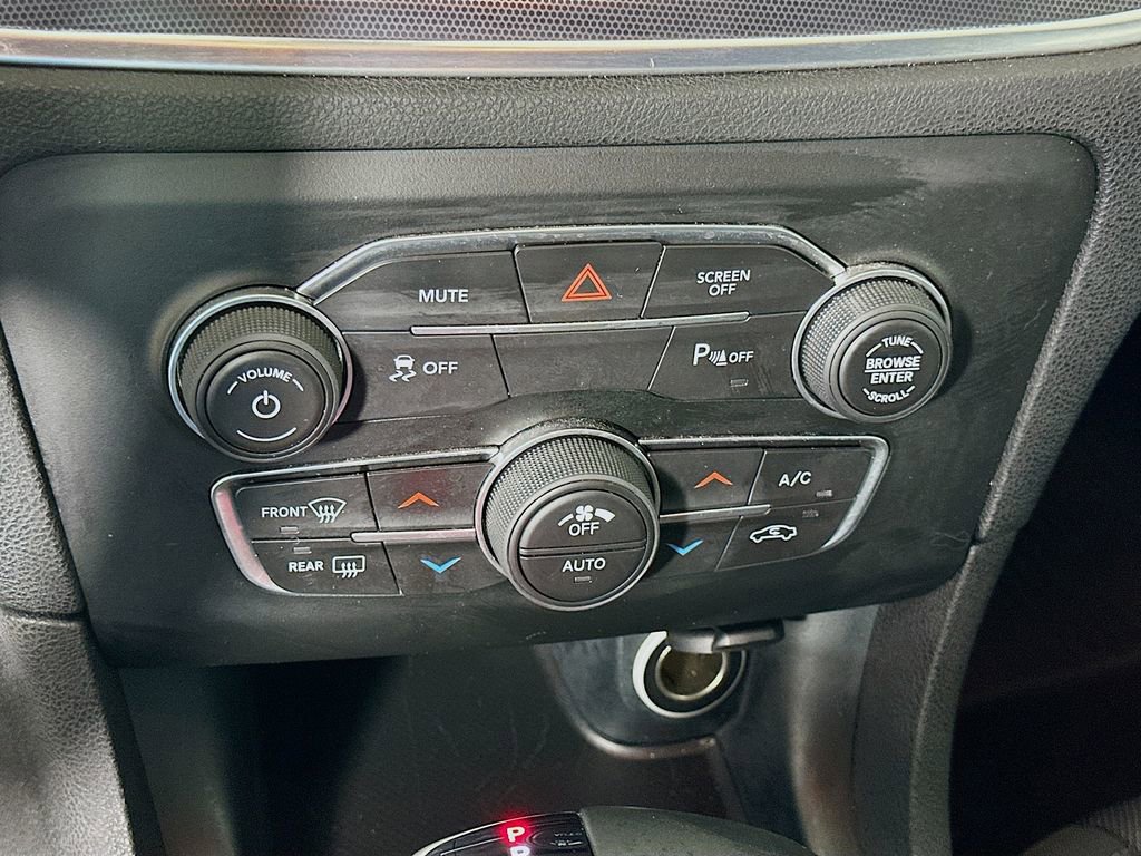 Used 2018 Dodge Charger SXT Plus image 15