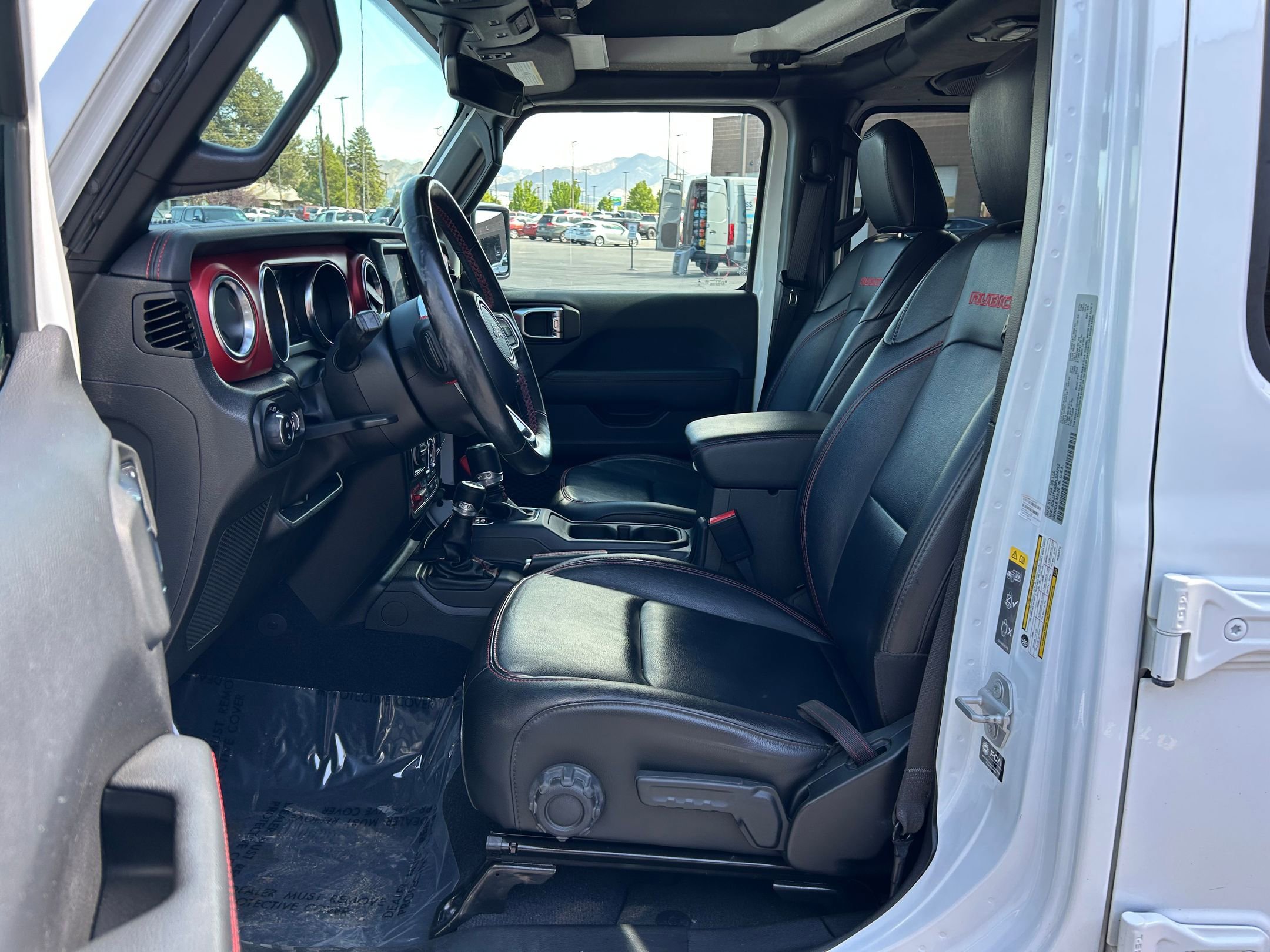 Used 2023 Jeep Gladiator Rubicon w/ Cold Weather Group AWD/4WD image 12