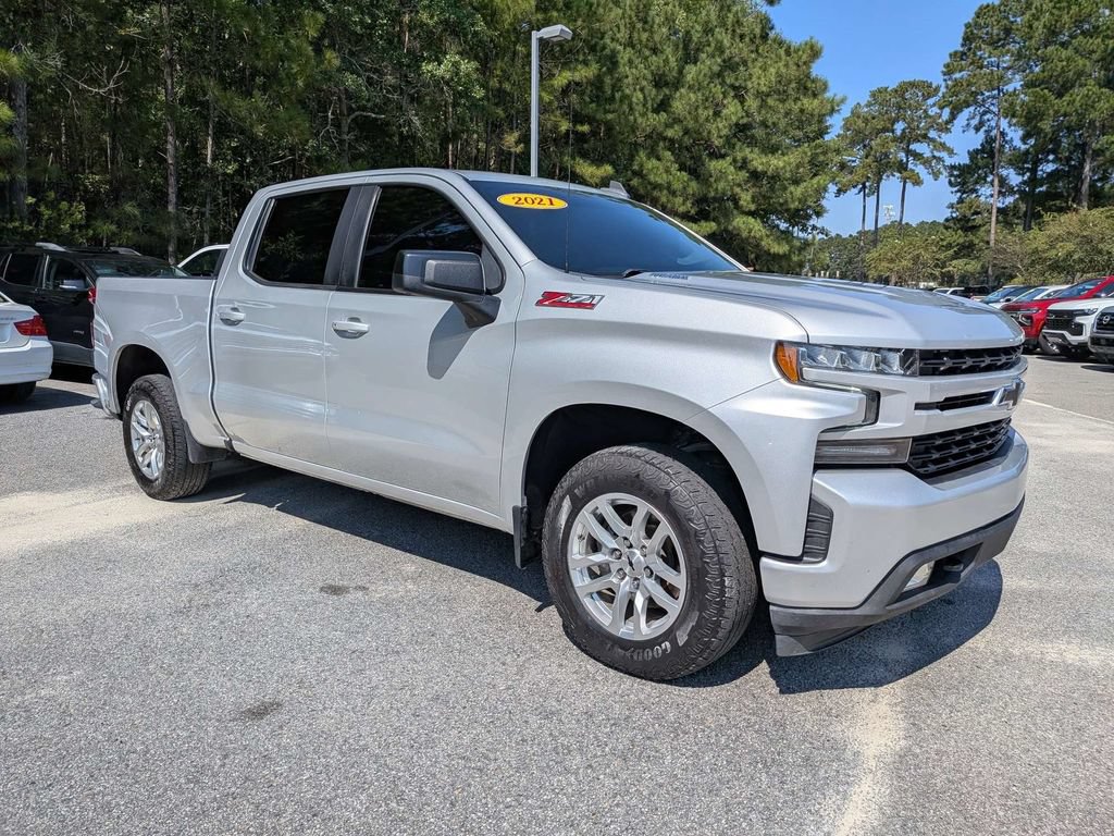 Used 2021 Chevrolet Silverado 1500 RST AWD/4WD image 2
