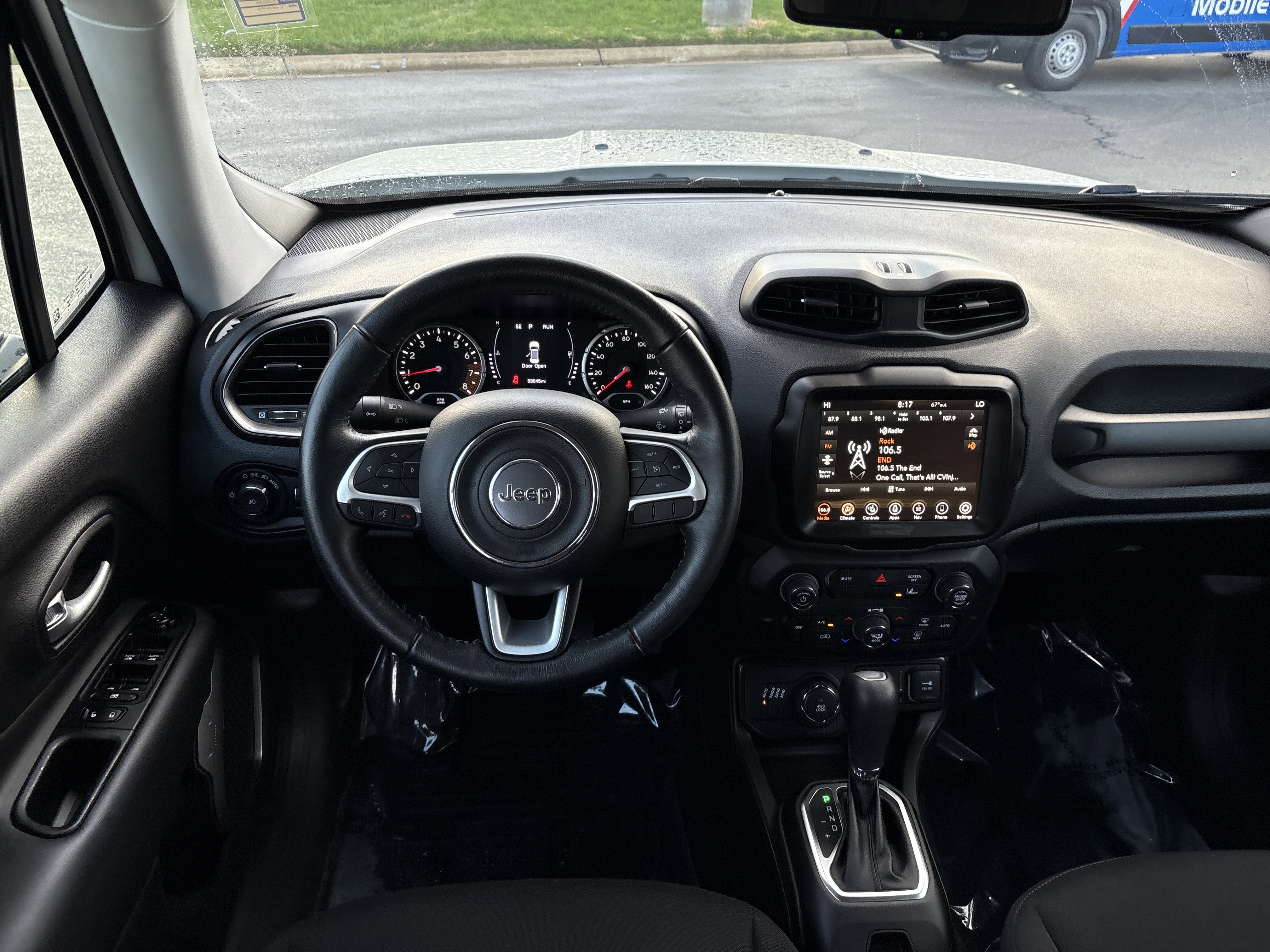 Certified 2023 Jeep Renegade Latitude w/ Premium Group image 18