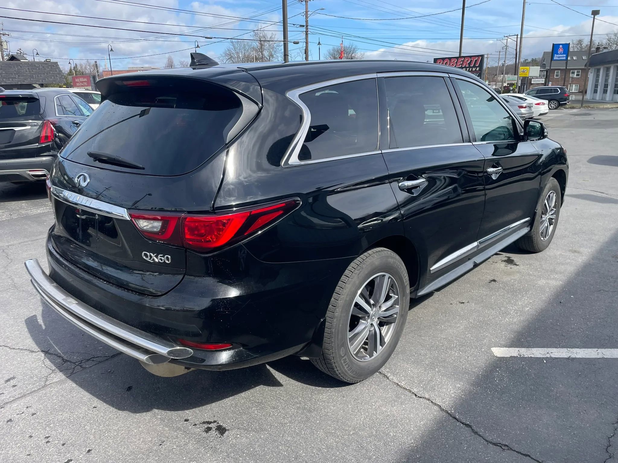 Used 2020 INFINITI QX60 Pure image 3
