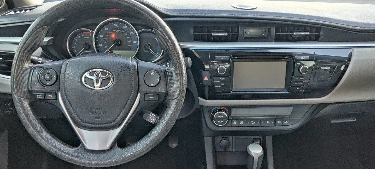 Used 2016 Toyota Corolla LE image 9