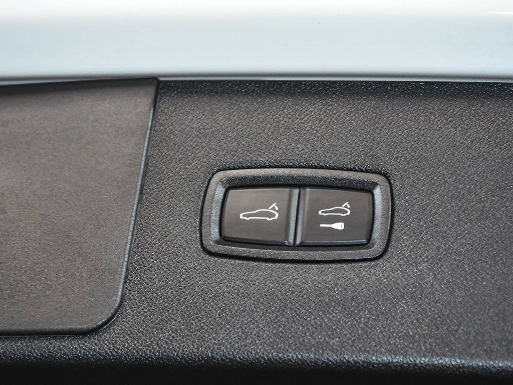 Used 2021 Porsche Cayenne GTS w/ Premium Package Plus AWD/4WD image 61