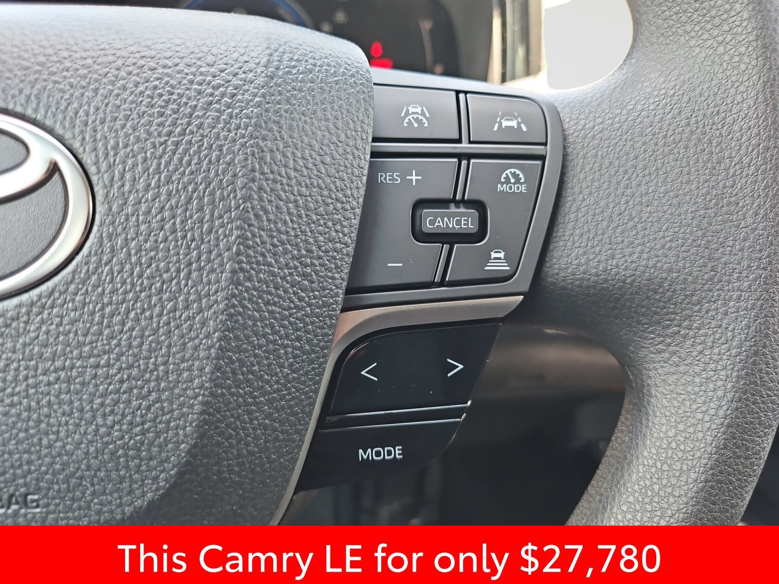 Used 2025 Toyota Camry LE FWD image 29