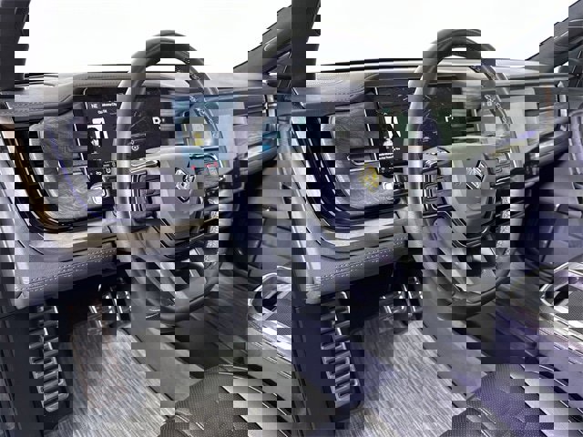 Used 2022 Rivian R1T Adventure image 10