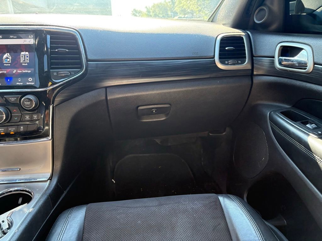 Used 2020 Jeep Grand Cherokee Altitude AWD/4WD image 8