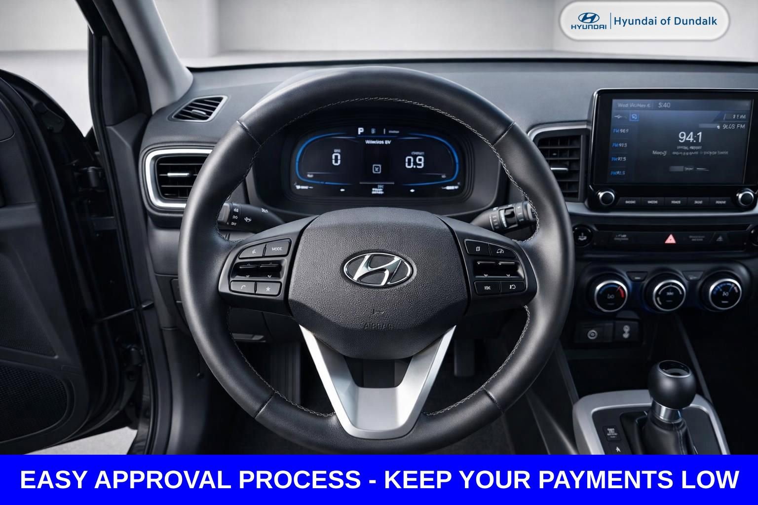 Used 2025 Hyundai Venue SEL FWD image 10
