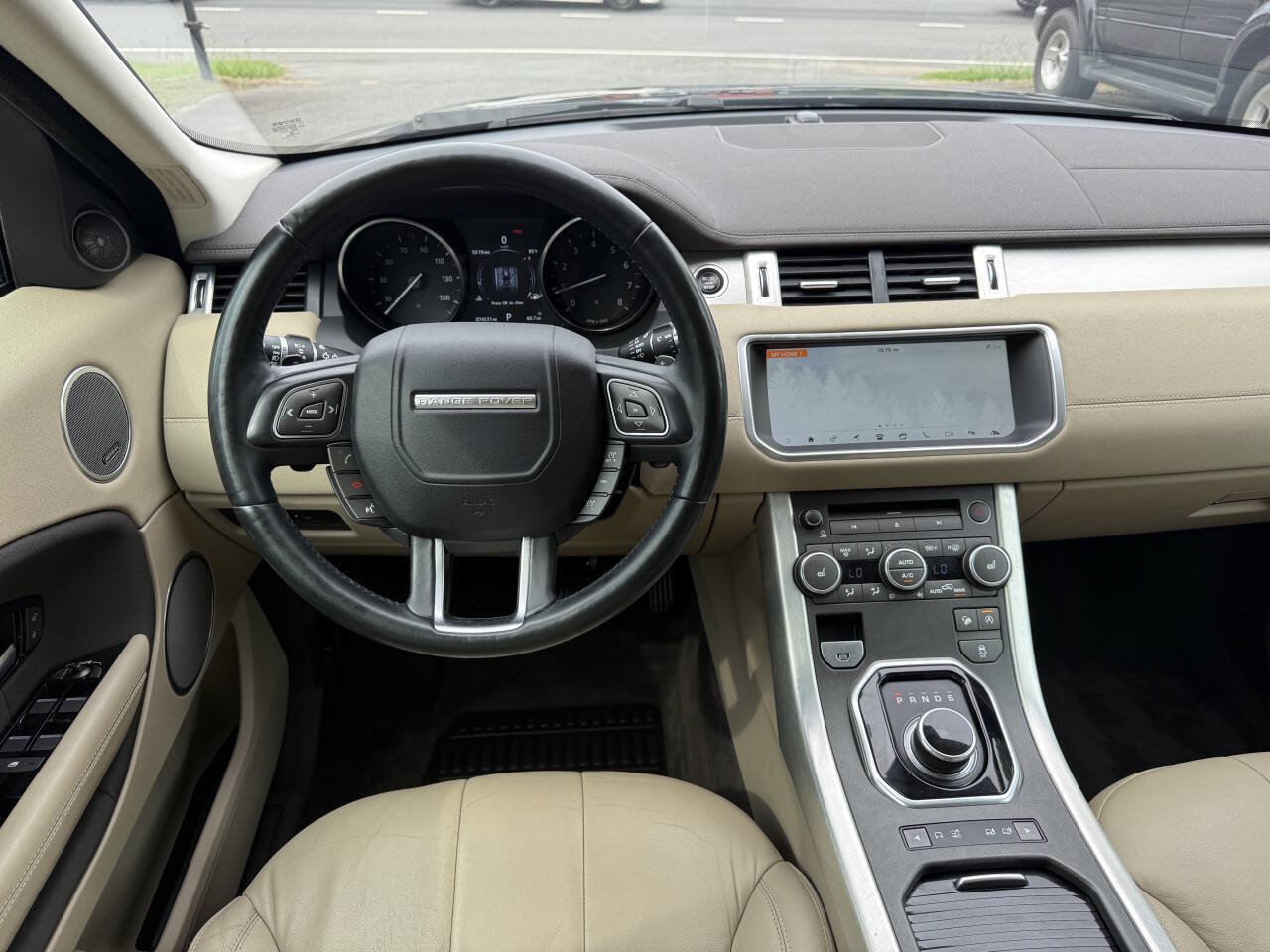 Used 2017 Land Rover Range Rover Evoque SE Premium AWD/4WD image 17