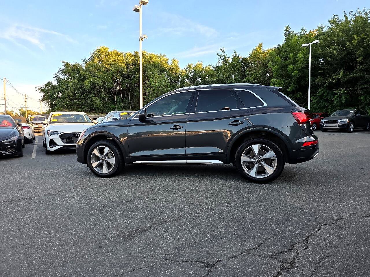 Used 2023 Audi Q5 2.0T Premium Plus w/ Premium Plus Package image 8