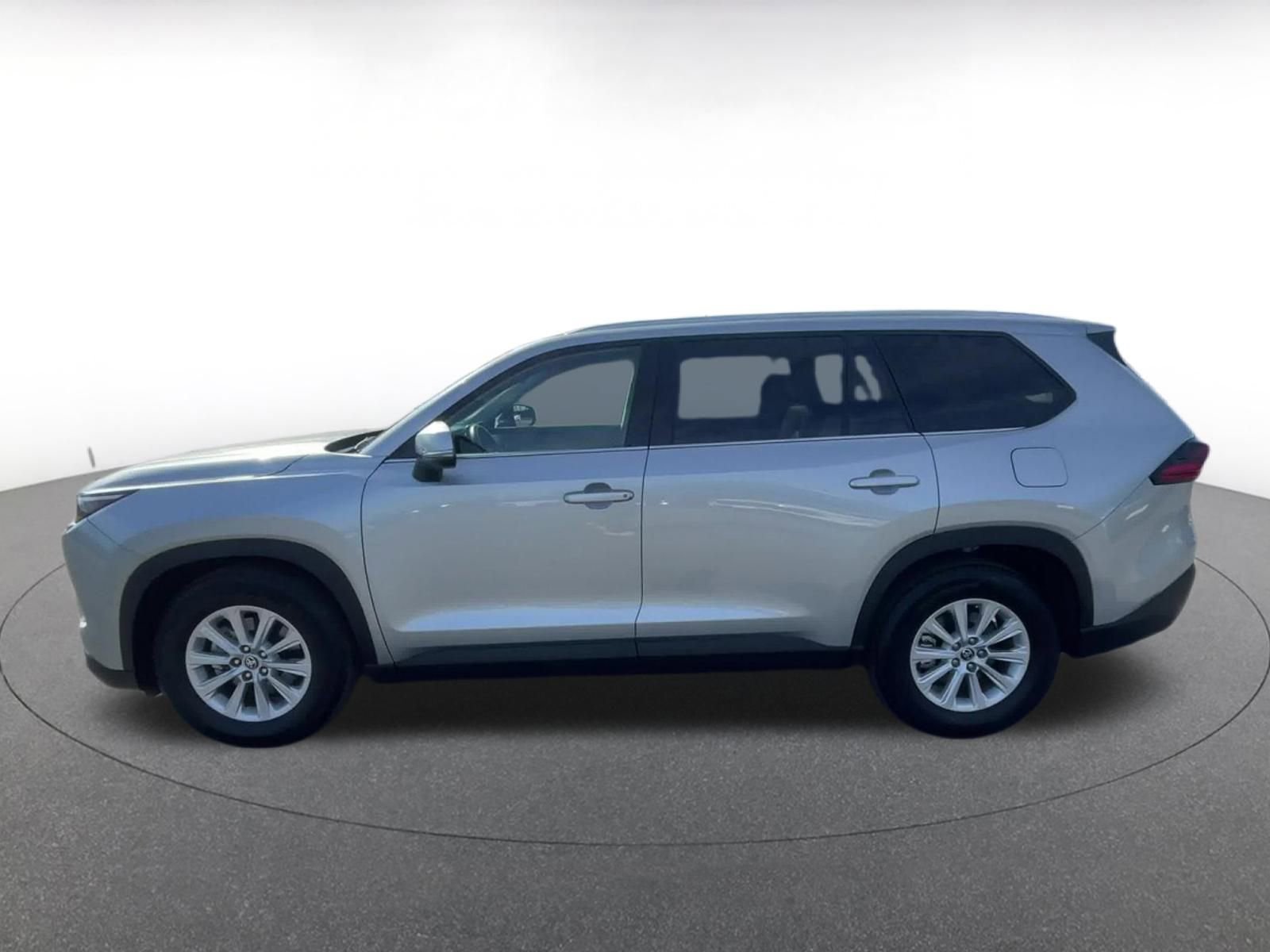 Used 2025 Toyota Grand Highlander FWD image 9