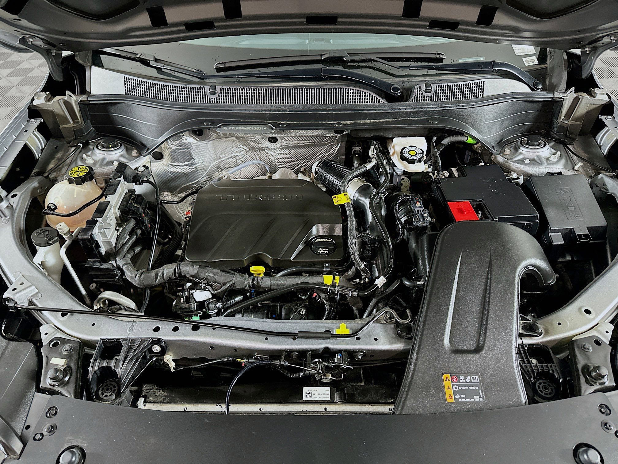 Used 2025 Chevrolet Trax LS image 31