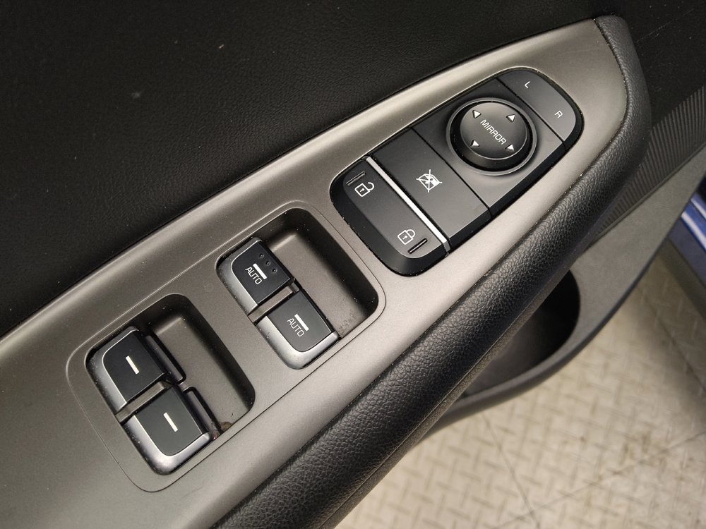 Used 2019 Kia Optima S FWD image 27
