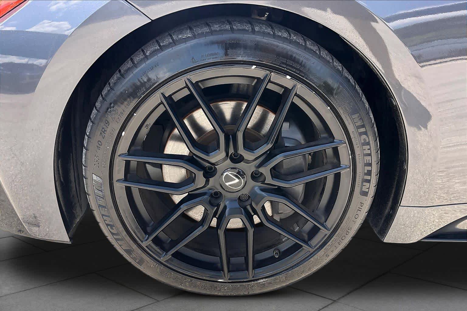 Used 2021 Lexus IS 350 F Sport w/ Dynamic Handling Package RWD image 11