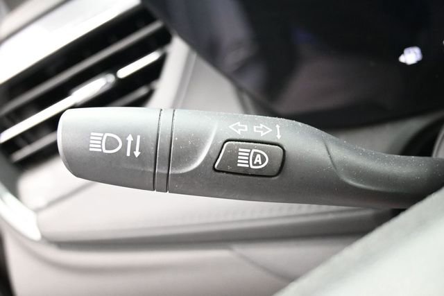 Used 2025 Buick Encore GX Preferred AWD/4WD image 28