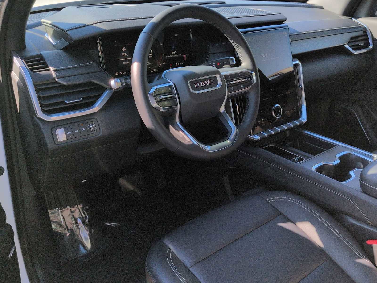 Used 2024 GMC Acadia Elevation image 16