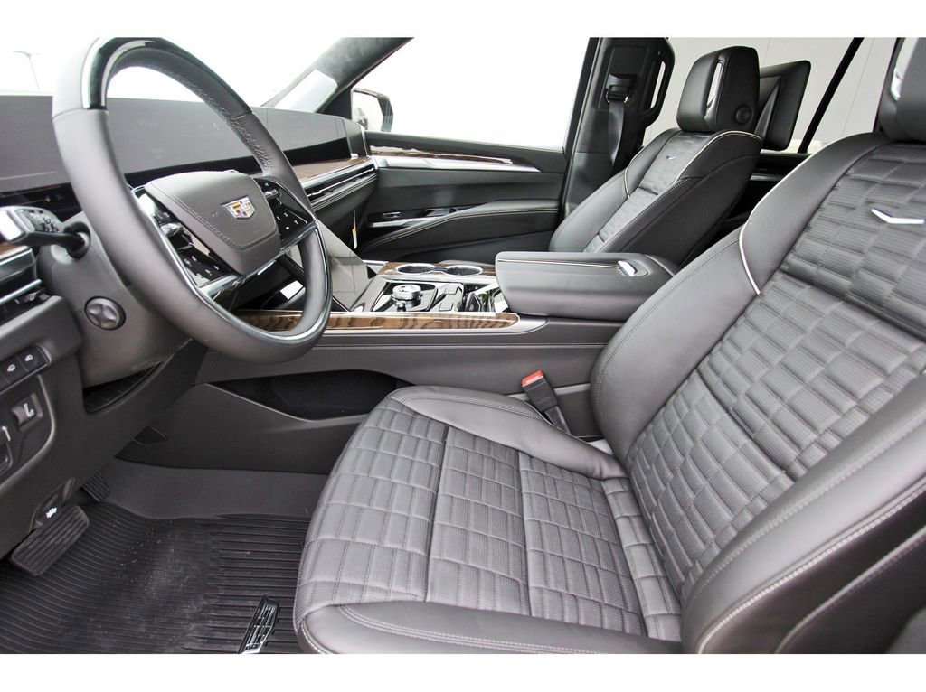 New 2026 Cadillac Escalade Platinum Sport w/ LPO, ONYX Package AWD/4WD image 6