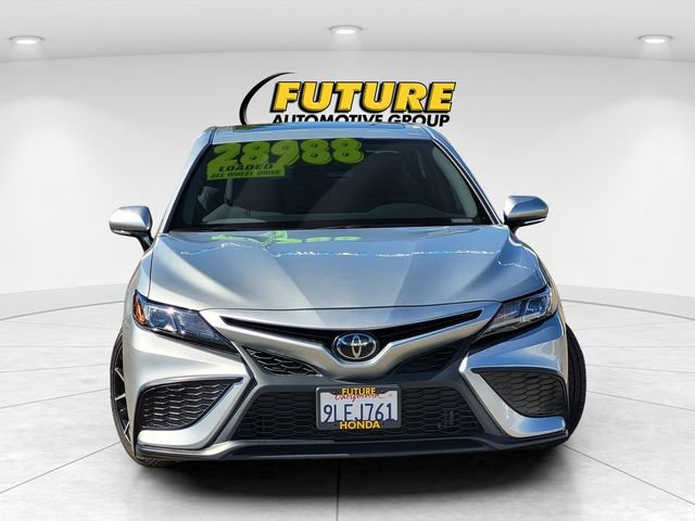 Used 2024 Toyota Camry SE w/ Cold Weather Package AWD/4WD image 2