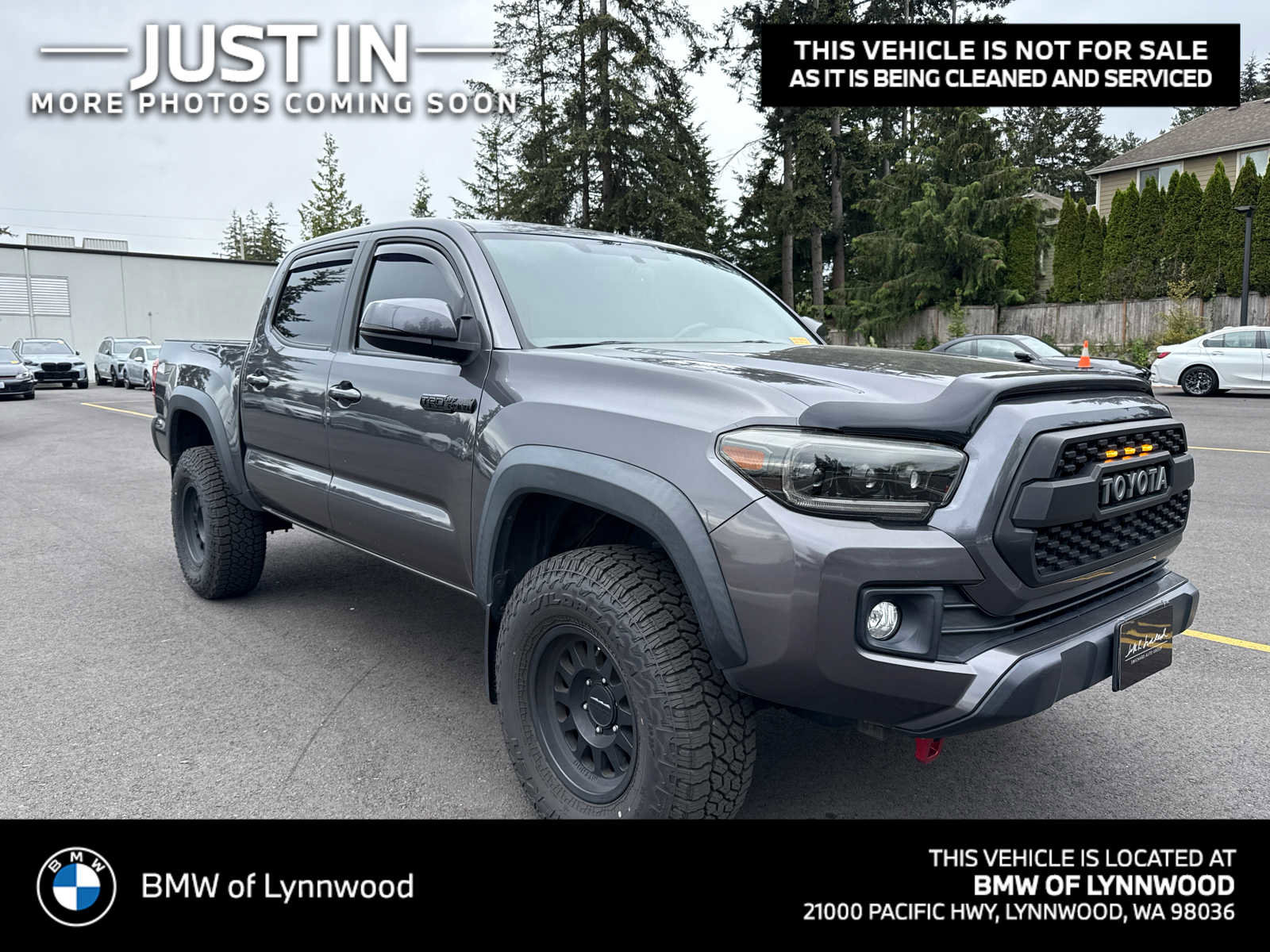 Used 2017 Toyota Tacoma TRD Off-Road w/ Tow Package (A/T)