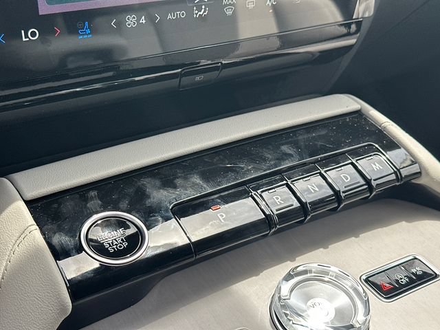 New 2026 Lincoln Navigator Reserve AWD/4WD image 29