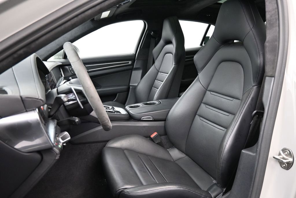 Certified 2023 Porsche Panamera GTS AWD/4WD image 5