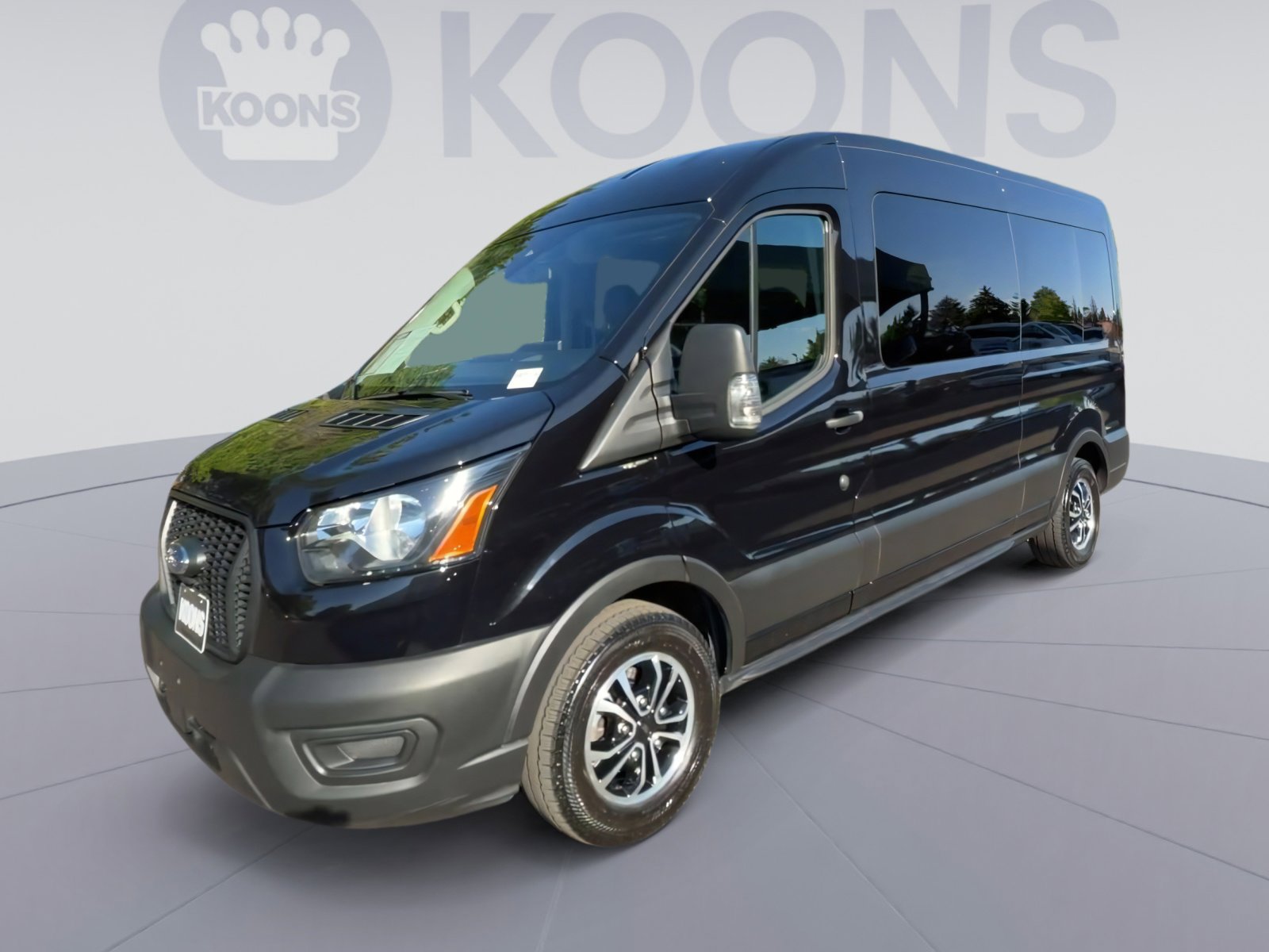Used 2024 Ford Transit 350 XL image 10