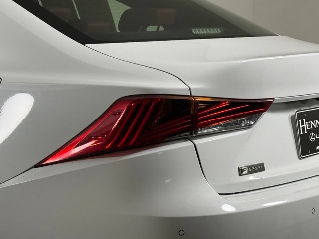 Used 2018 Lexus IS 300 F Sport RWD image 16
