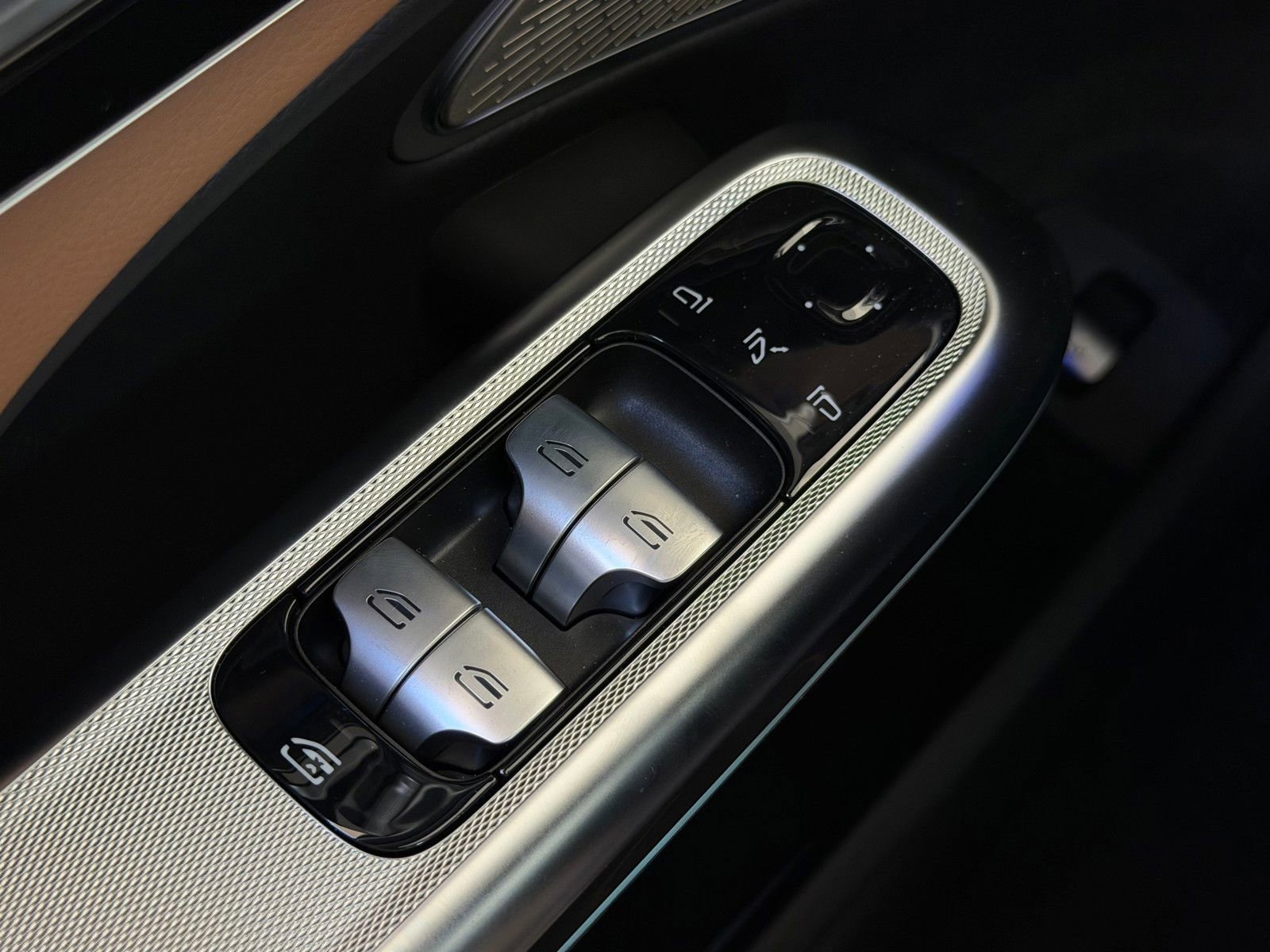 New 2026 Mercedes-Benz E 450 4MATIC Sedan image 20
