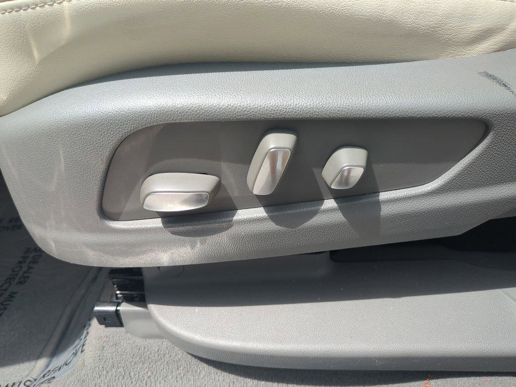 Used 2019 Cadillac XT5 Premium Luxury image 22