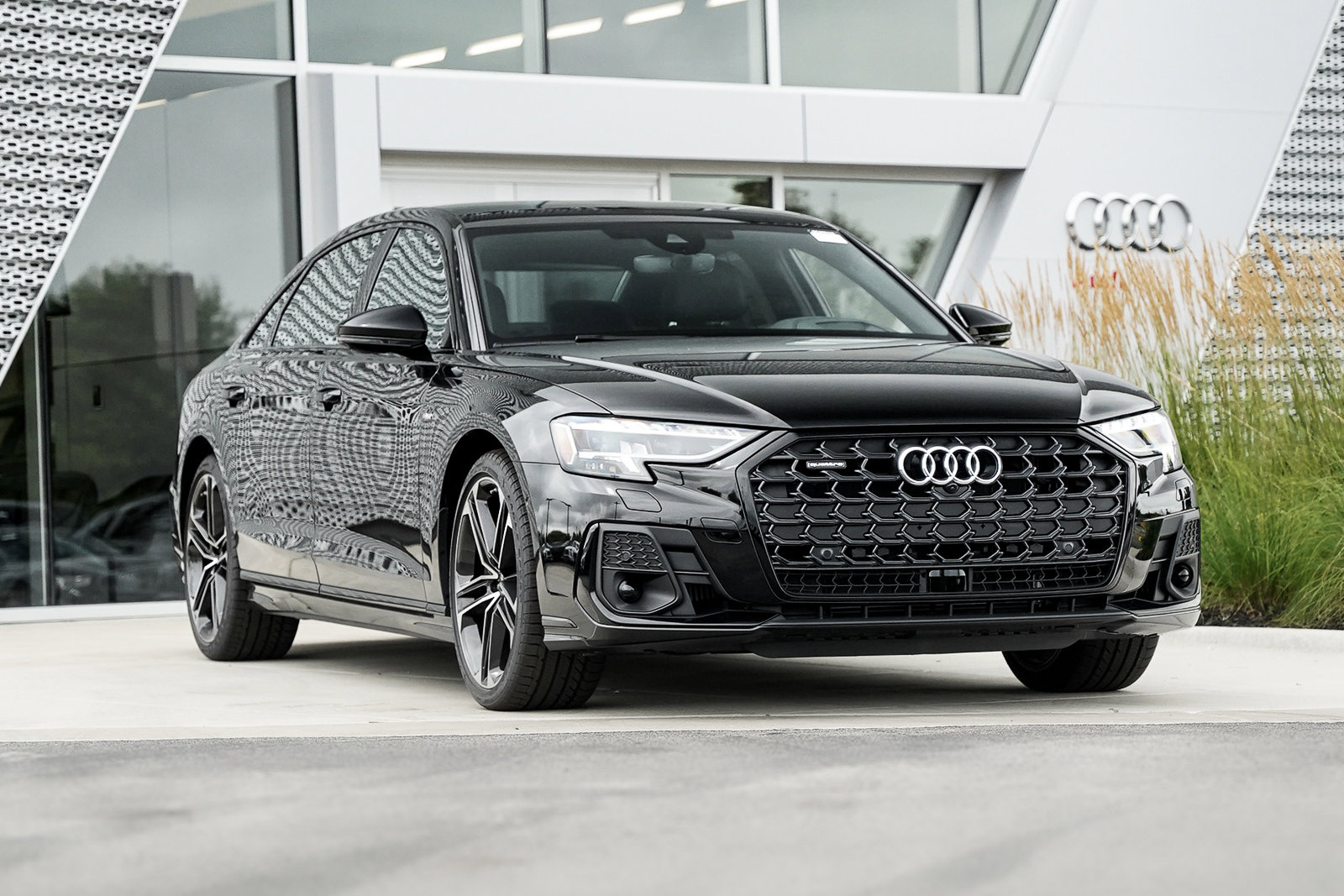 New 2025 Audi A8 L 3.0T image 1