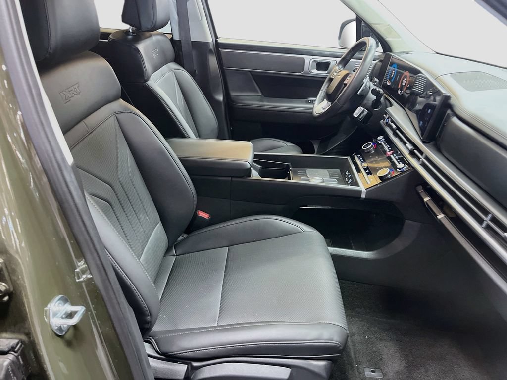 Used 2025 Hyundai Santa Fe XRT AWD/4WD image 29