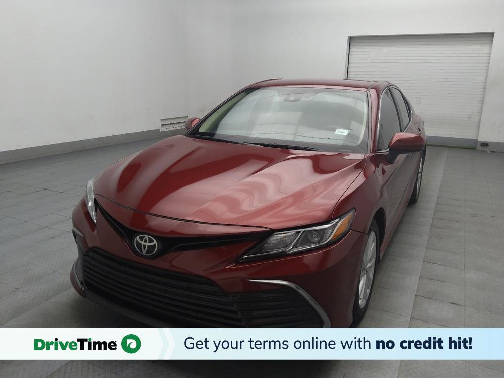 Used 2021 Toyota Camry LE image 1