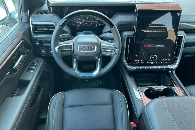 New 2025 GMC Yukon XL Elevation AWD/4WD image 15