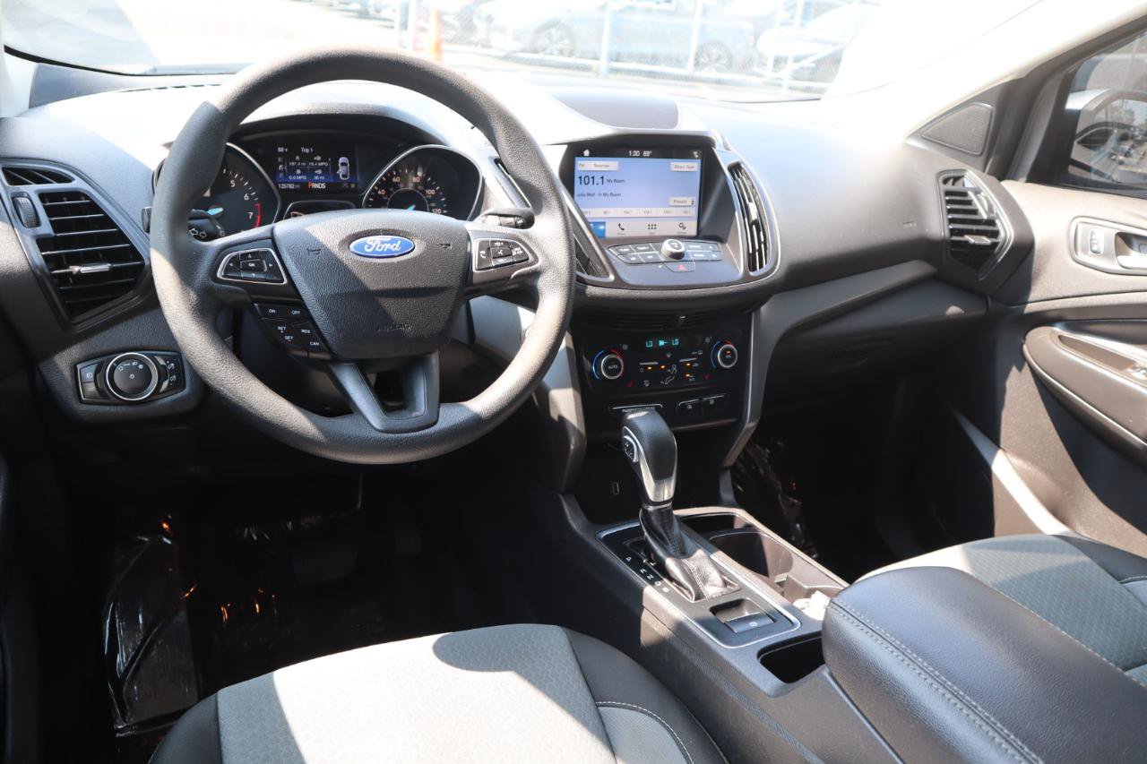 Used 2019 Ford Escape SE FWD image 17