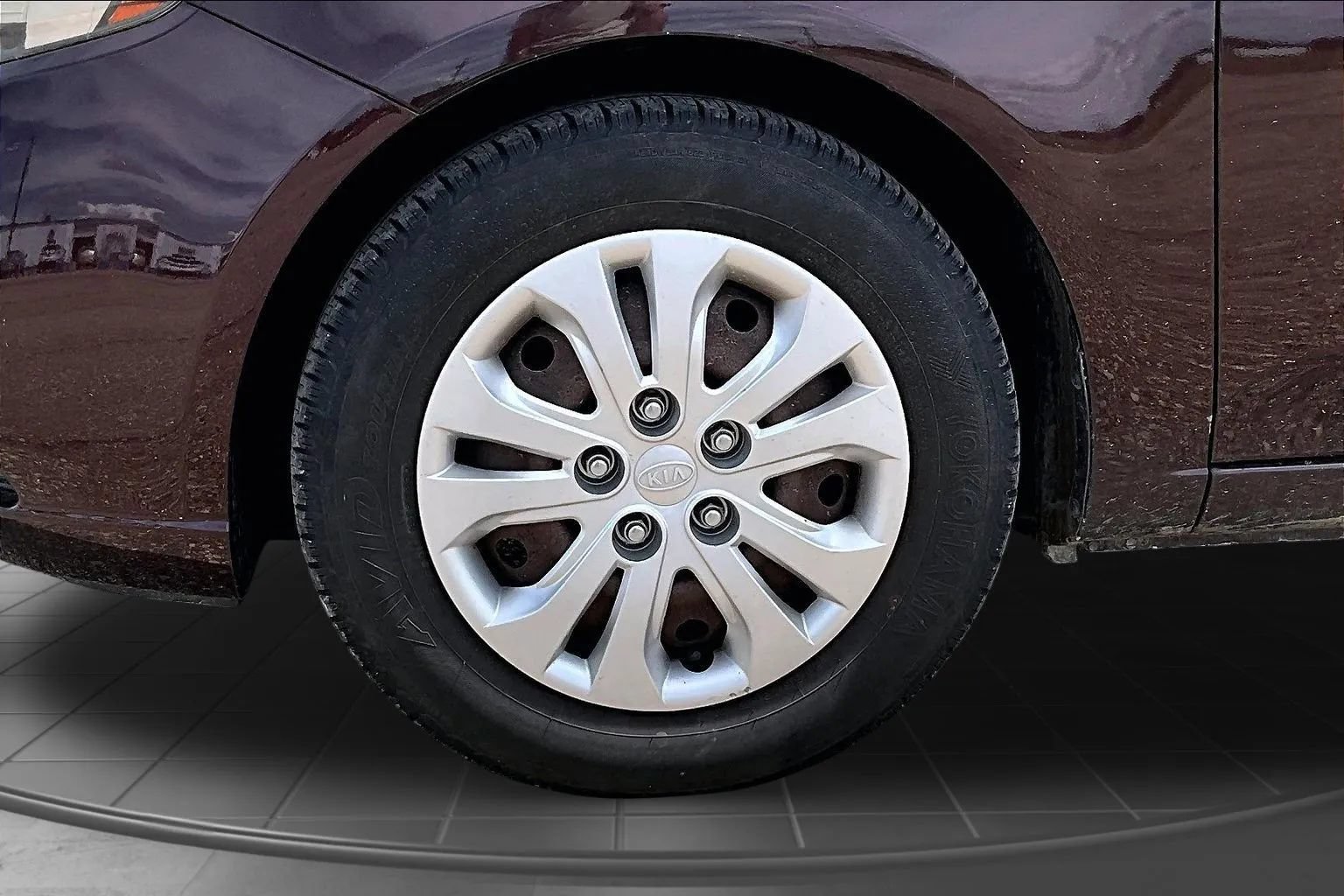 Used 2011 Kia Forte EX FWD image 29