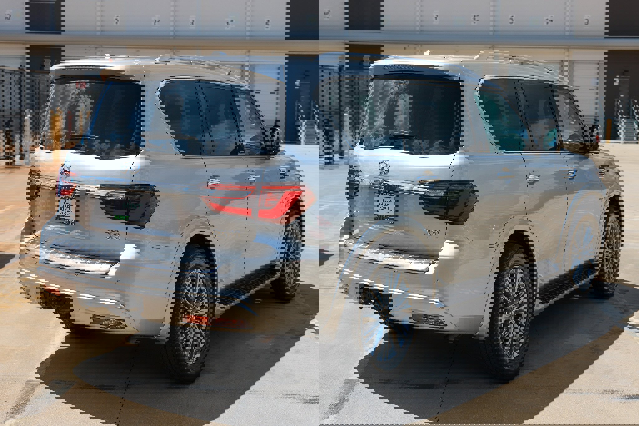 Used 2020 INFINITI QX80 Luxe w/ Proassist Package image 15