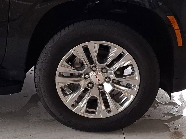 Used 2025 GMC Yukon Denali image 27