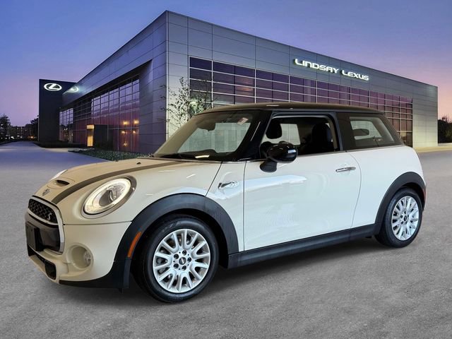 Used 2014 MINI Cooper S image 1