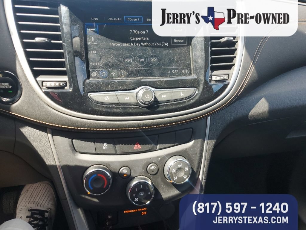 Used 2018 Chevrolet Trax LT w/ LT Convenience Package FWD image 9