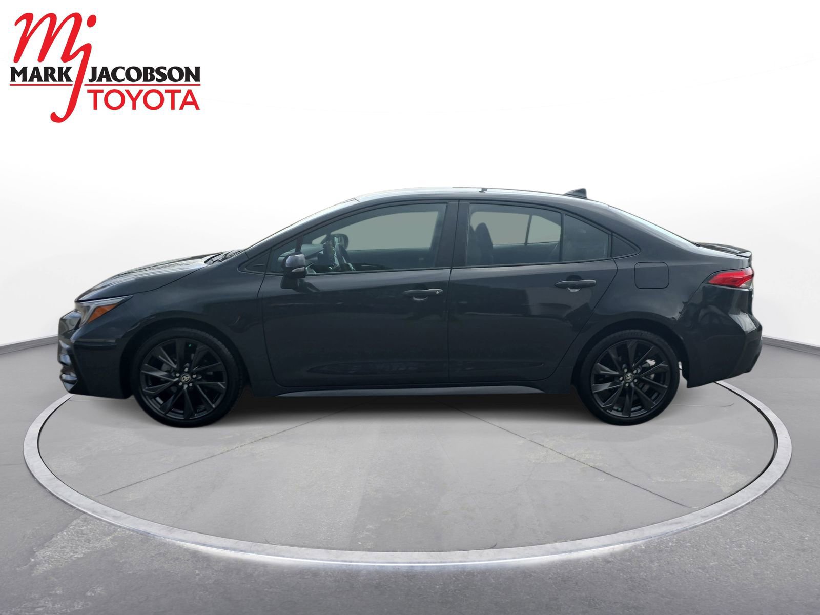 Used 2025 Toyota Corolla SE image 14